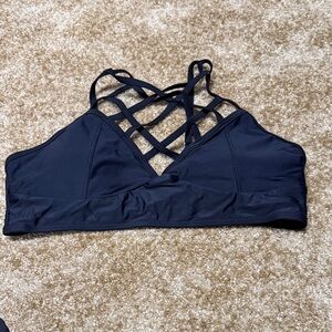 SHEIN Black Strappy Crisscross Swim Sports Bra